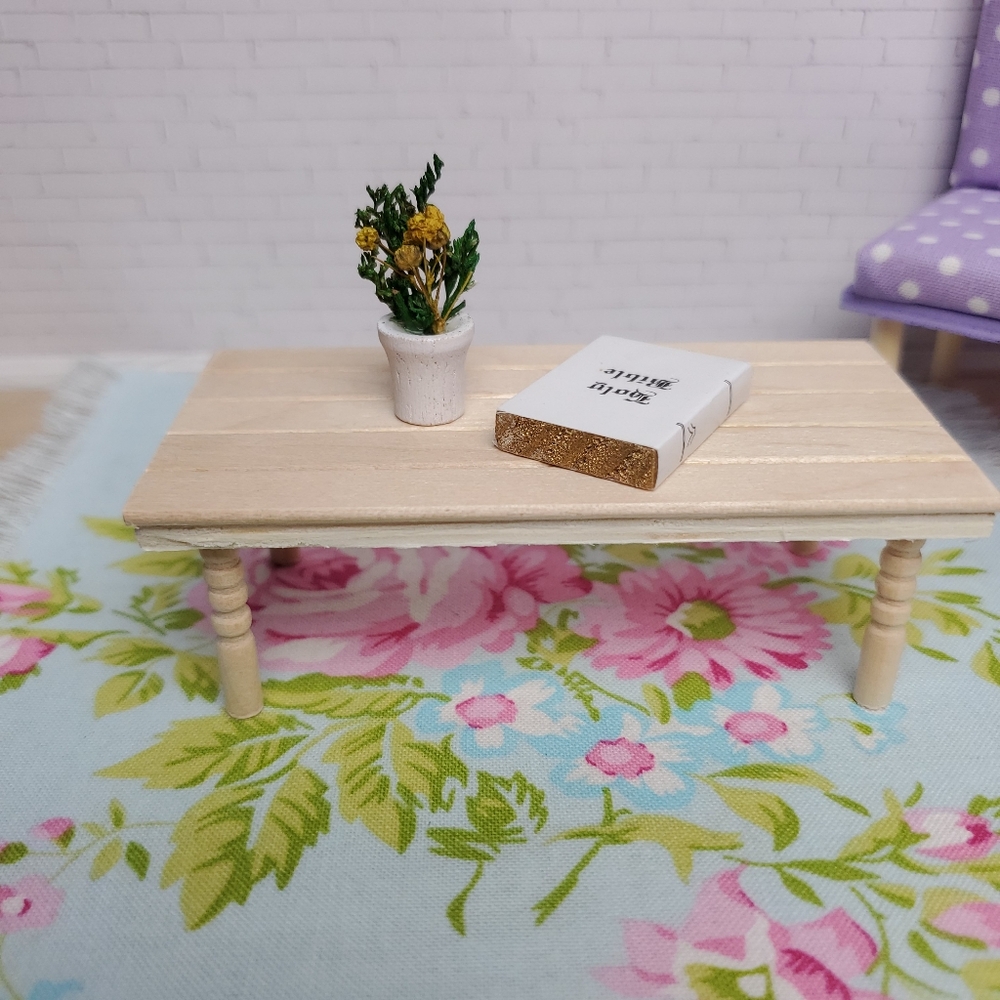 Miniature Dollhouse Wood Coffee Table 1:12 Scale